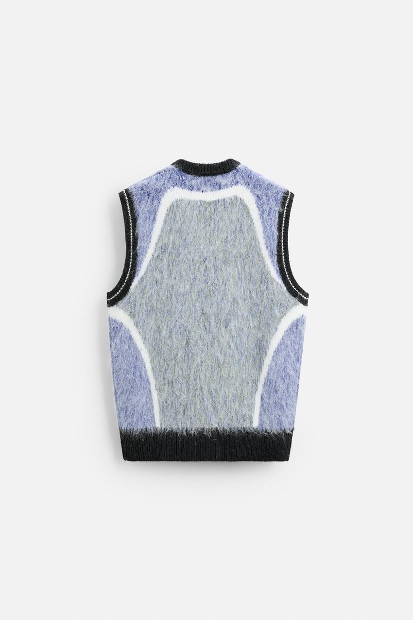 TEXTURED KNIT WAISTCOAT WITH EMBROIDERY