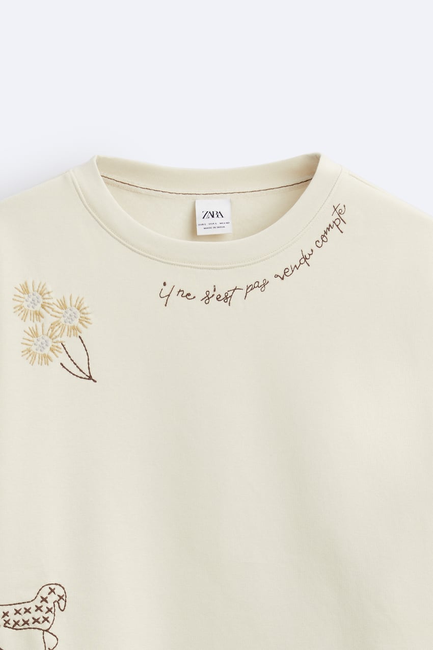 SWEATSHIRT WITH CONTRAST EMBROIDERY