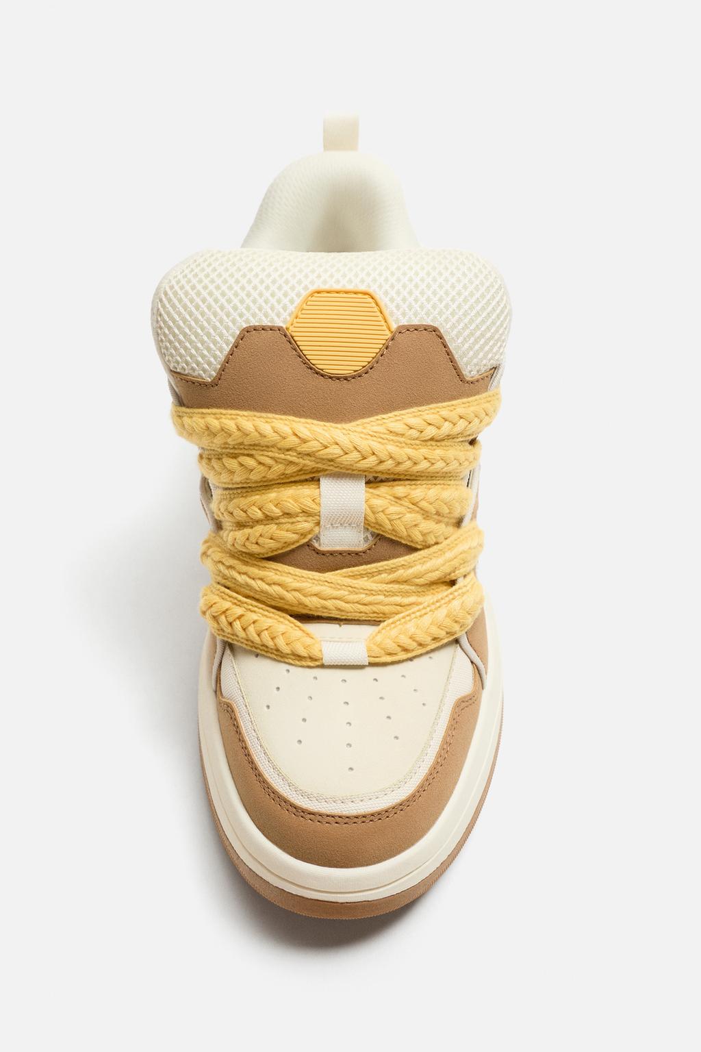 SKATE TRAINERS
