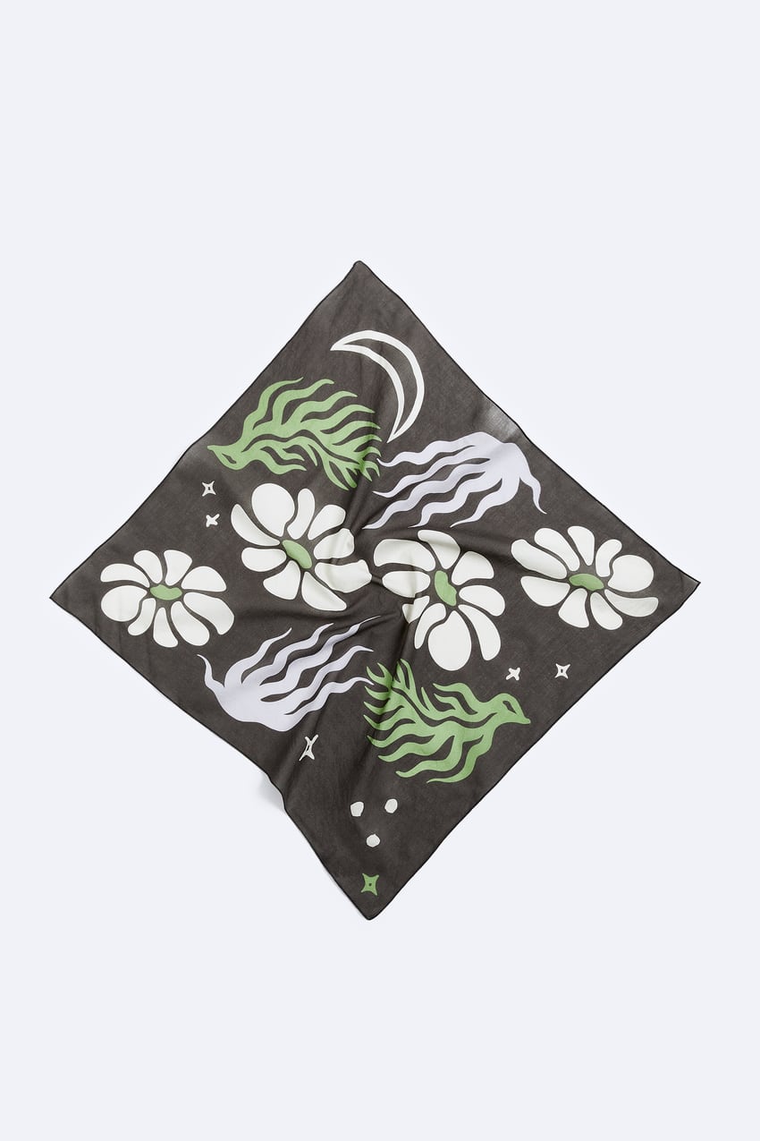 FLORAL PRINT BANDANA
