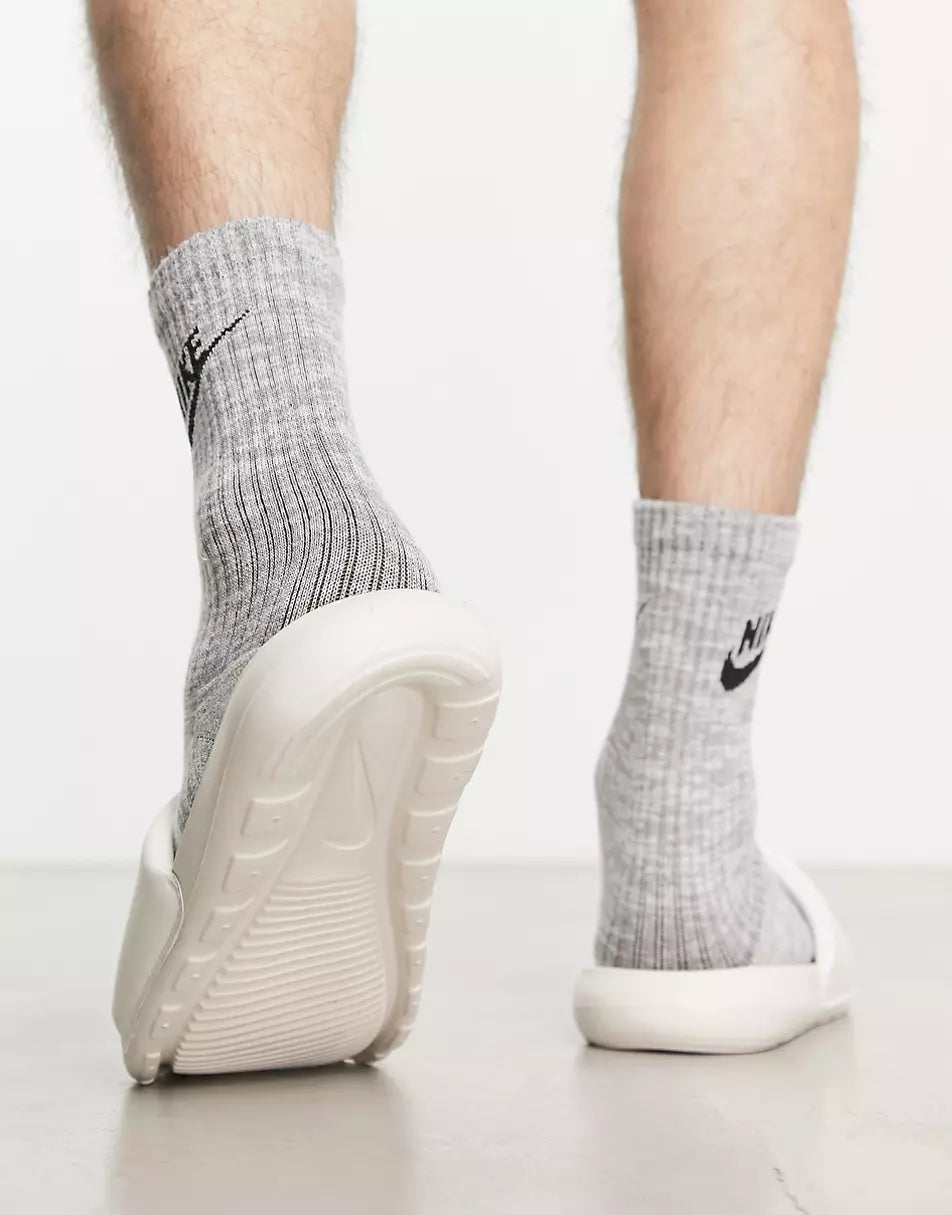 NIKE VICTORI ONE