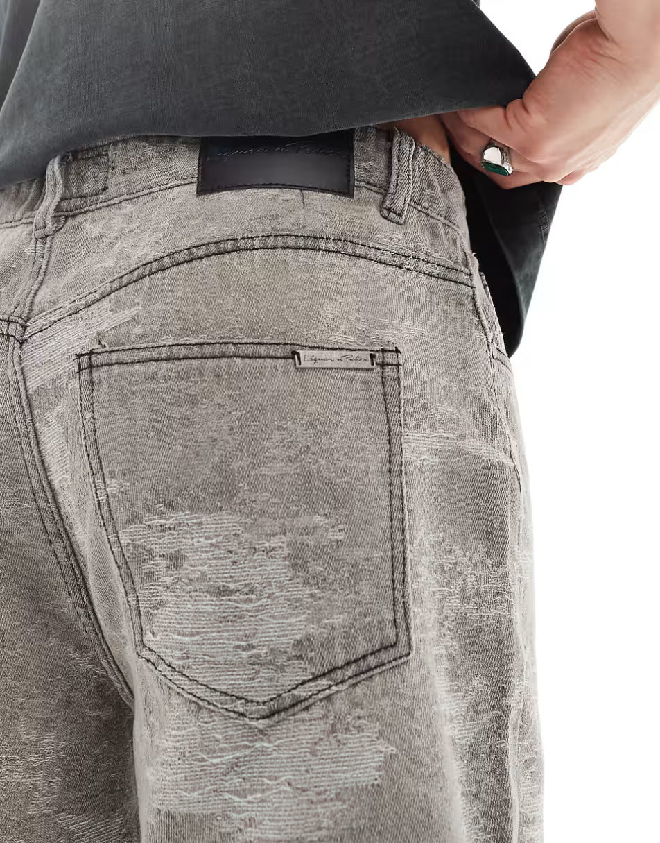 OVERSIZED TEXTURED SHORT IN WASHED BLACK