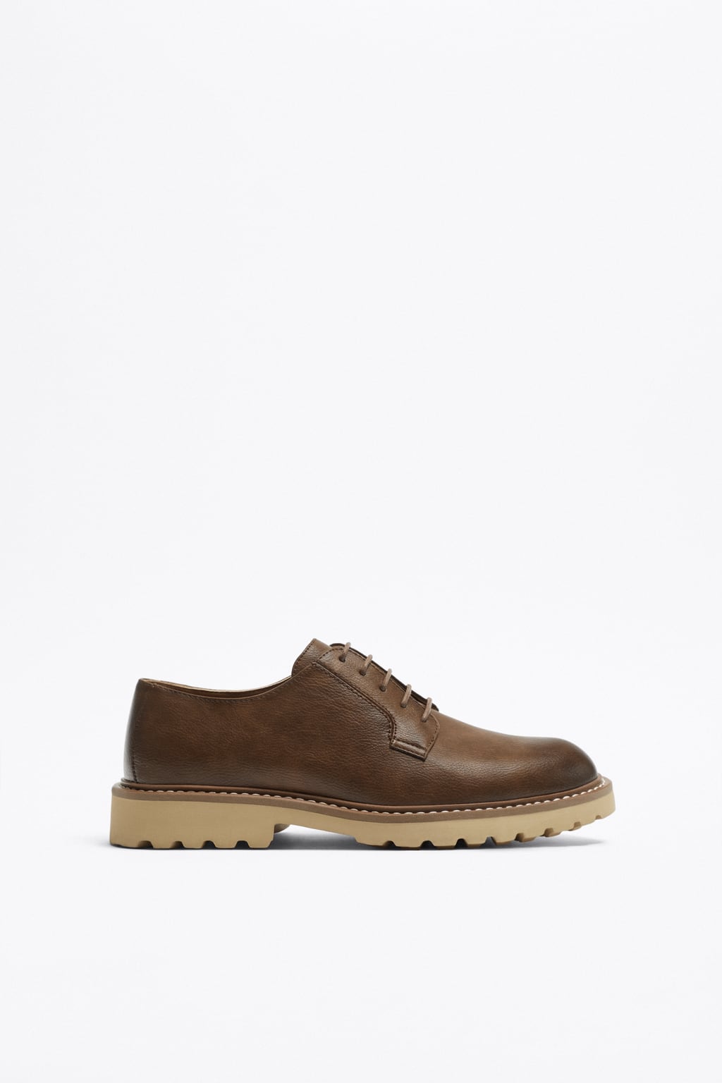 CASUAL SHOES