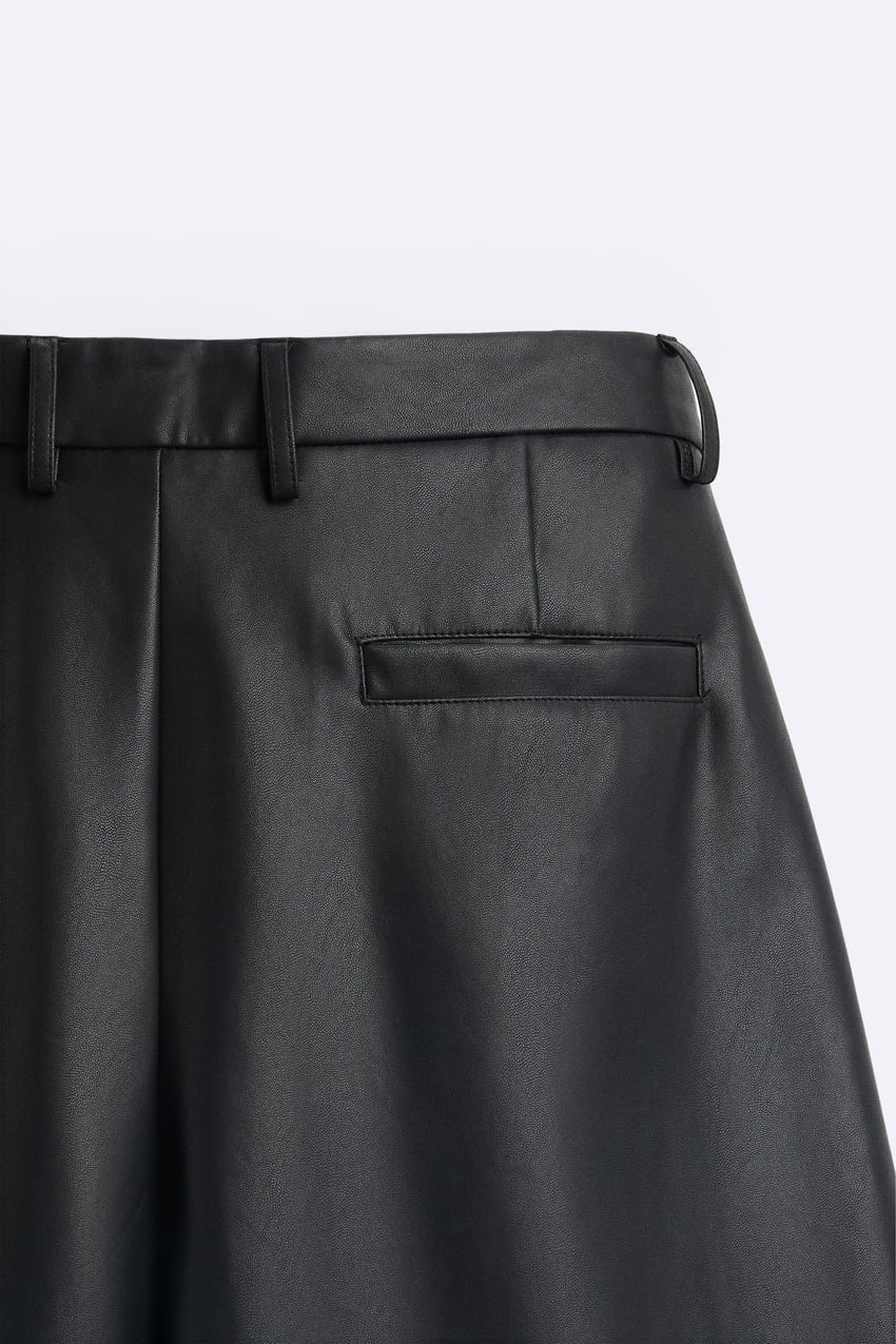FAUX LEATHER BERMUDA SHORTS