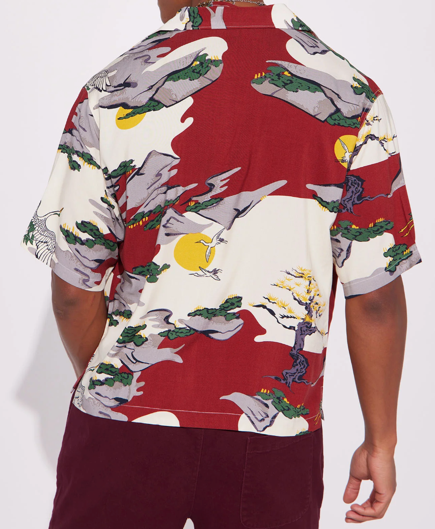 MOUNTAIN VIBES SHORT SLEEVE BUTTON UP