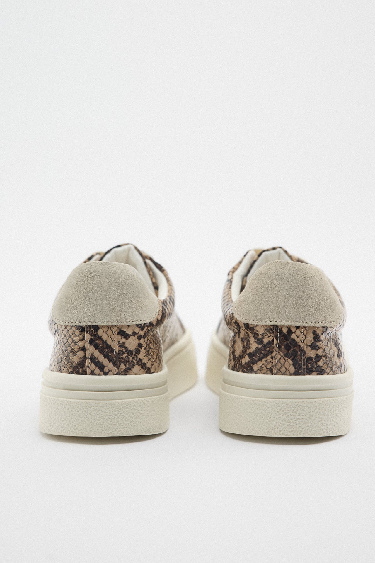 ANIMAL PRINT TRAINERS