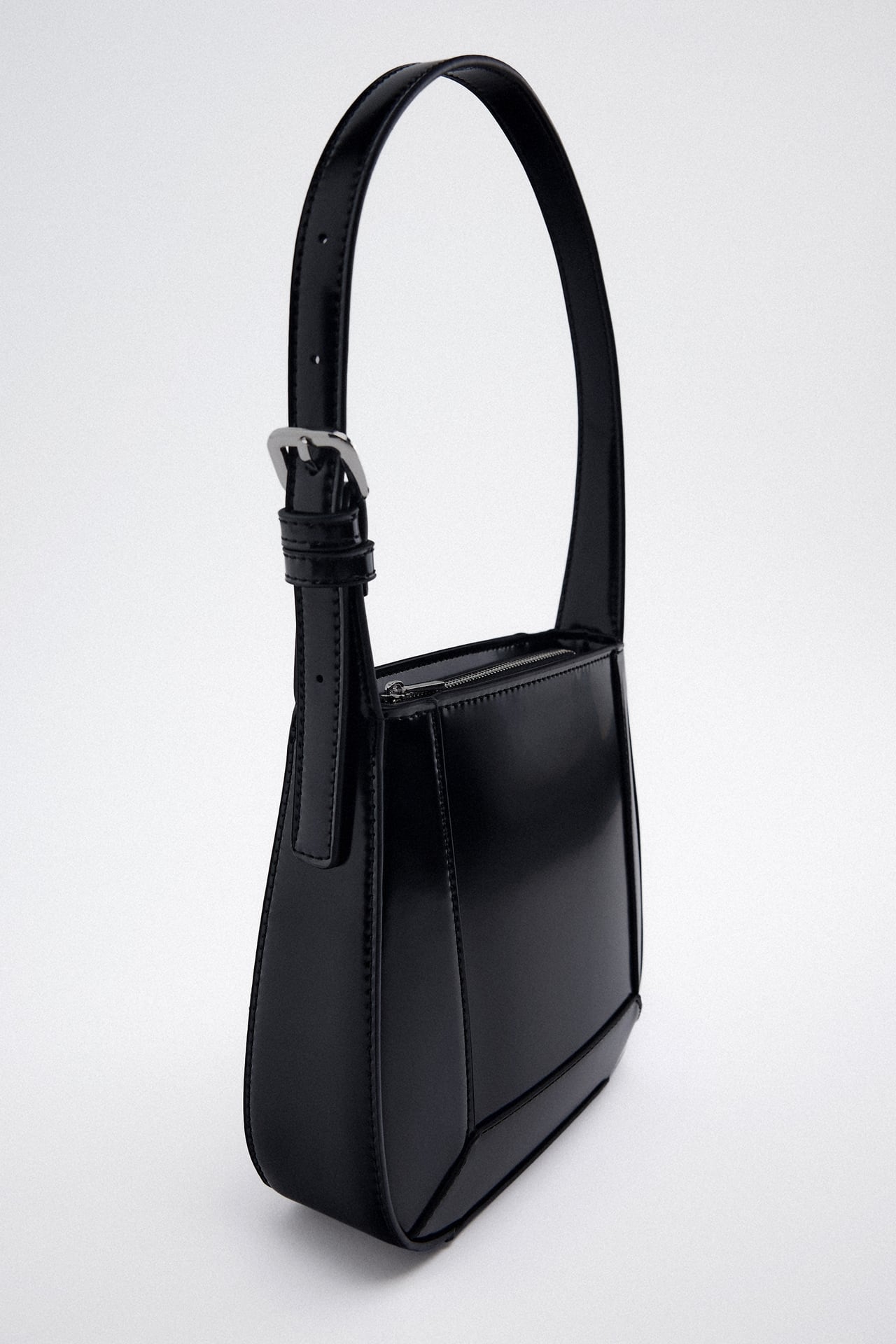 MINIMALIST SHOULDER BAG