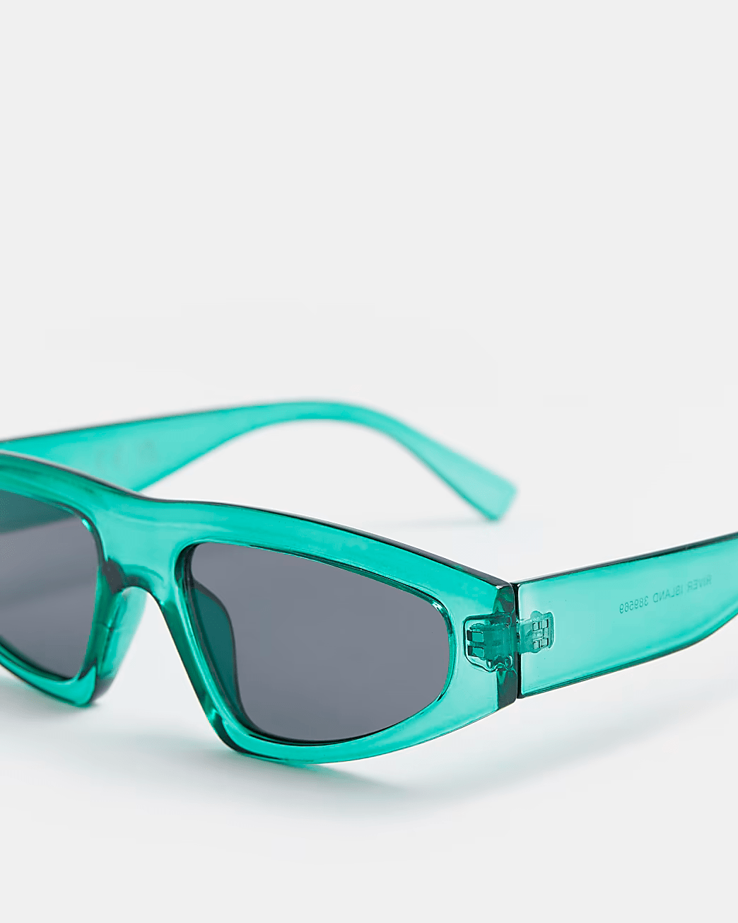 GREEN CAT EYE DESIGN SUNGLASSES