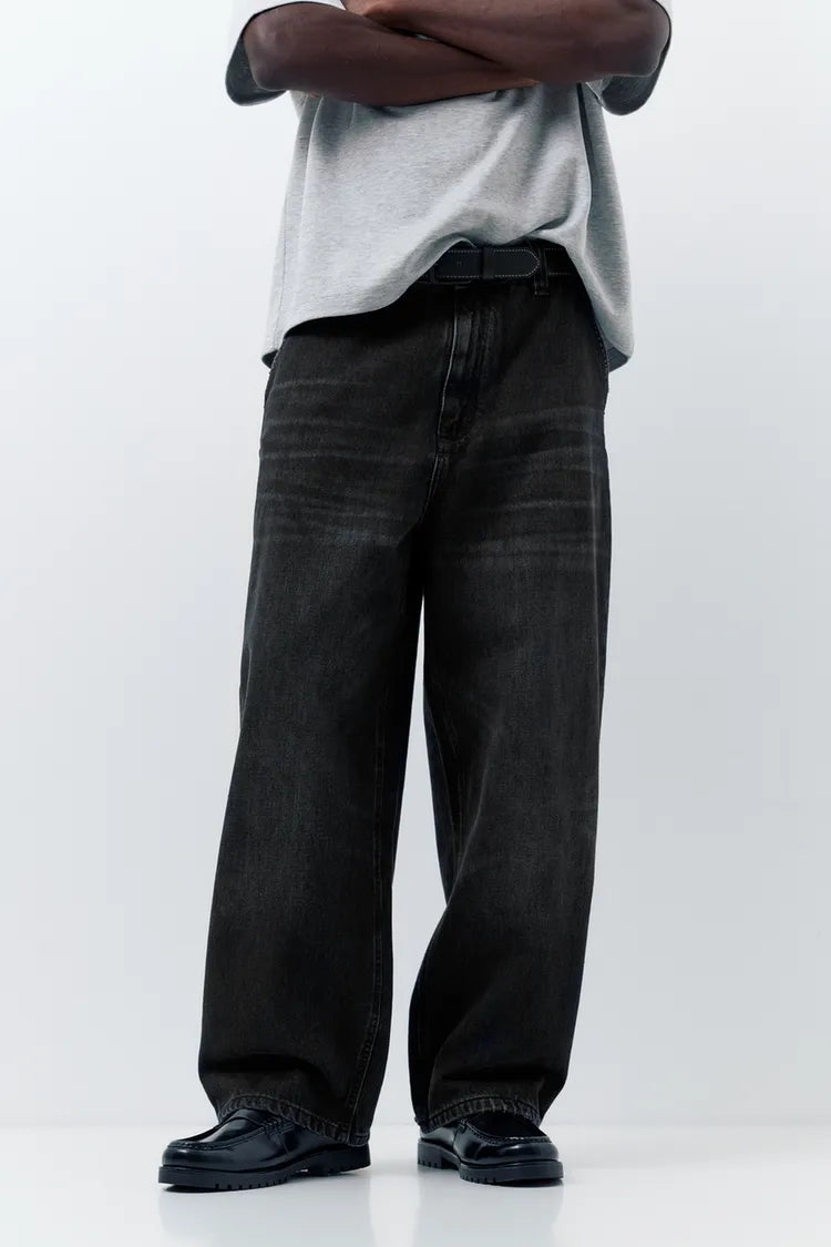 EMBRIODERED SKATER PRINT