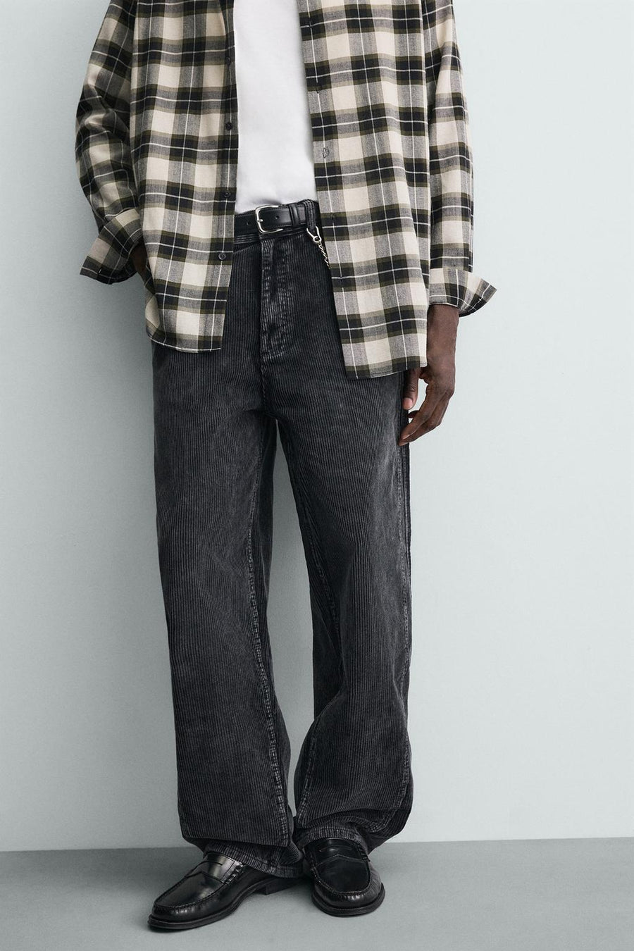 CORDUROY BAGGY TROUSERS WITH TWISTED SEAMS