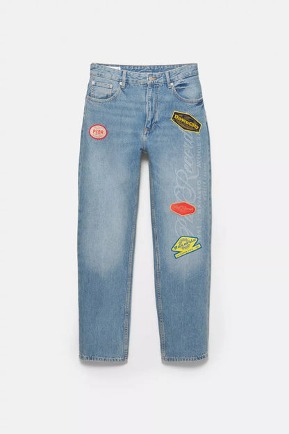 STRAIGHT LEG JEANS WITH PATCHES