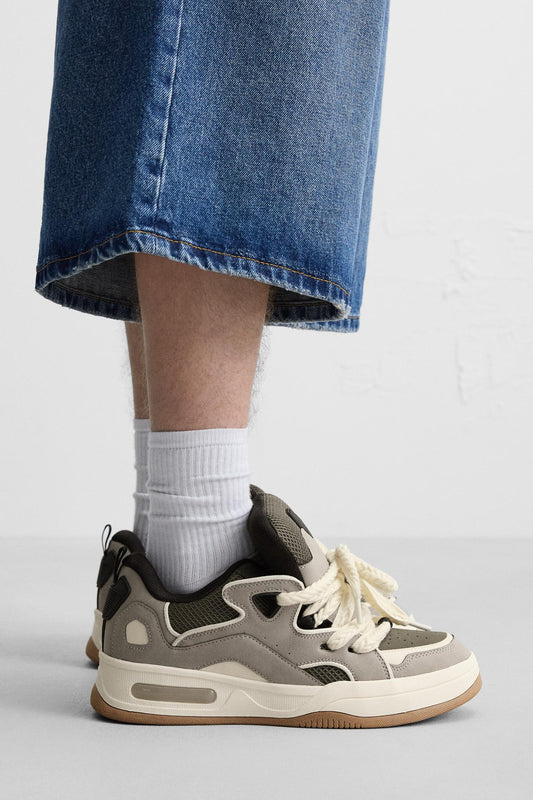 SKATE TRAINERS