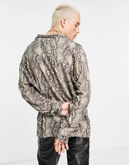 OVERSIZED SNAKE PRINT REVERE COLLAR SHIRT IN BEIGE SNAKE PRINT