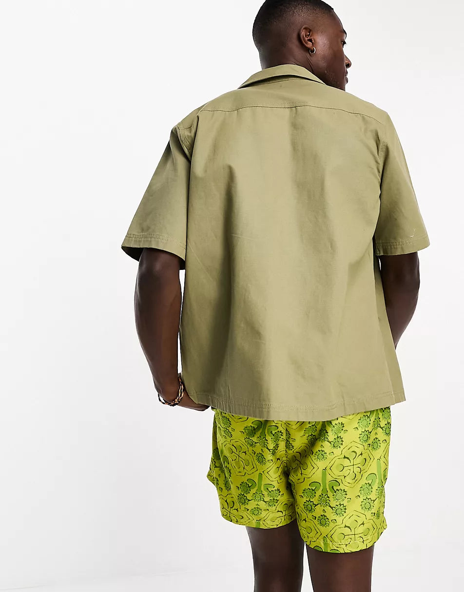 SWIM SHORTS IN SHORT LENGTH IN BAROQUE PRINT
