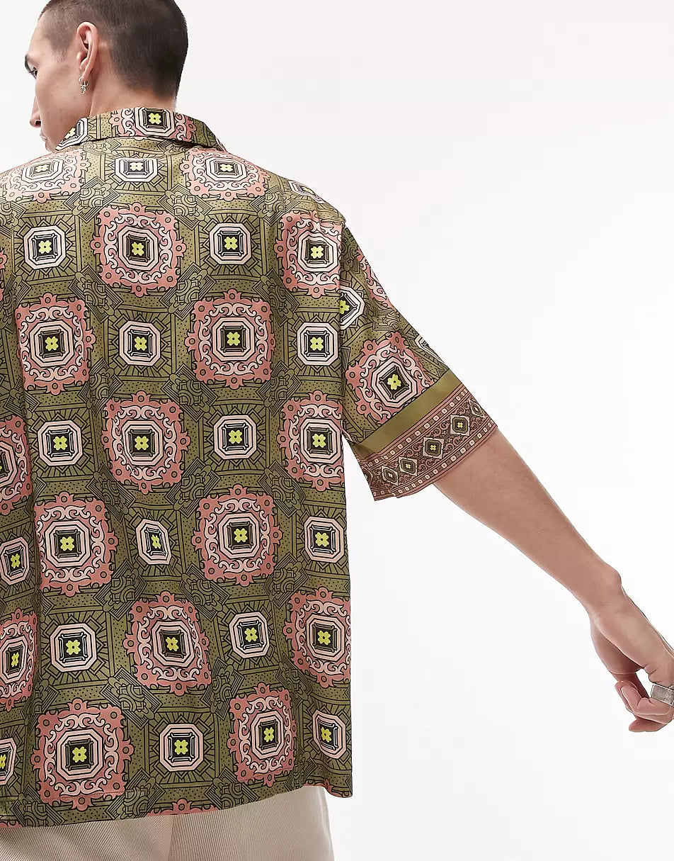 SHORT SLEEVE RELAXED TILE SATIN PRINTED SHIRT