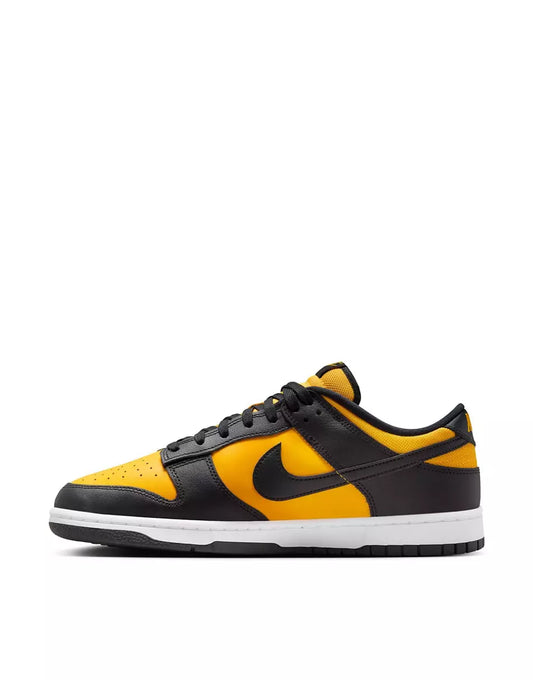 DUNK LOW FS TRAINERS IN YELLOW AND BLACK