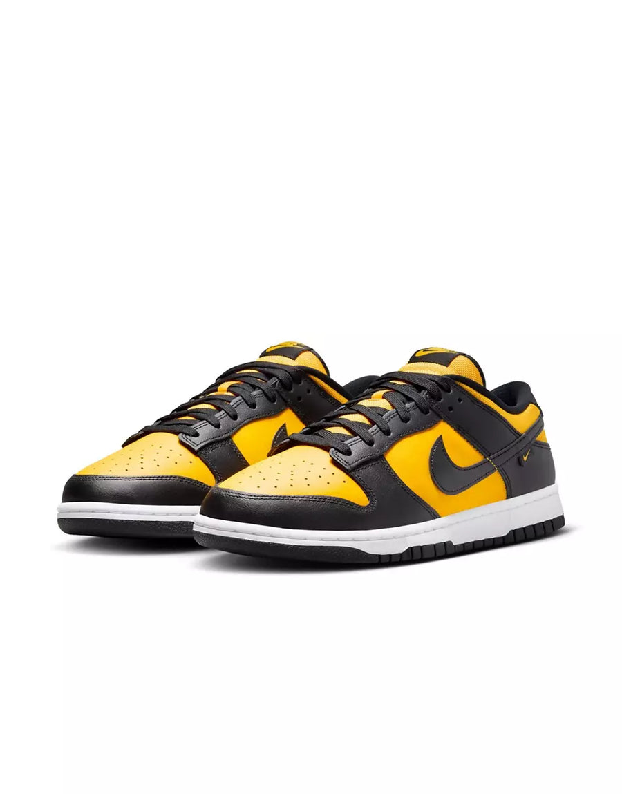 DUNK LOW FS TRAINERS IN YELLOW AND BLACK
