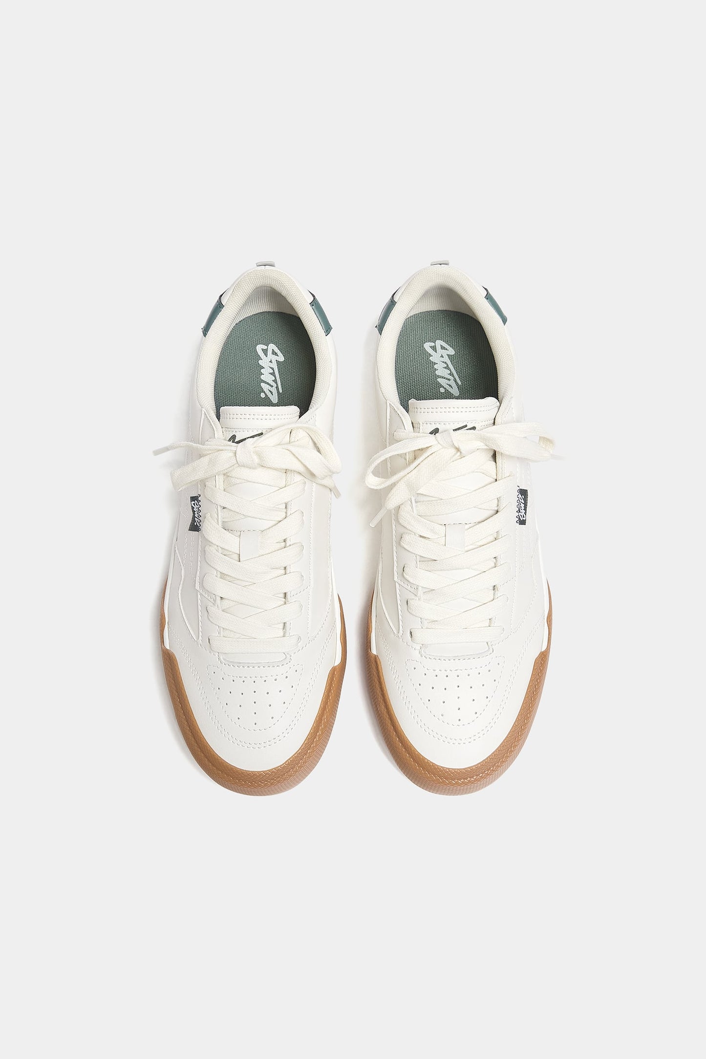 CONTRAST RETRO TRAINERS