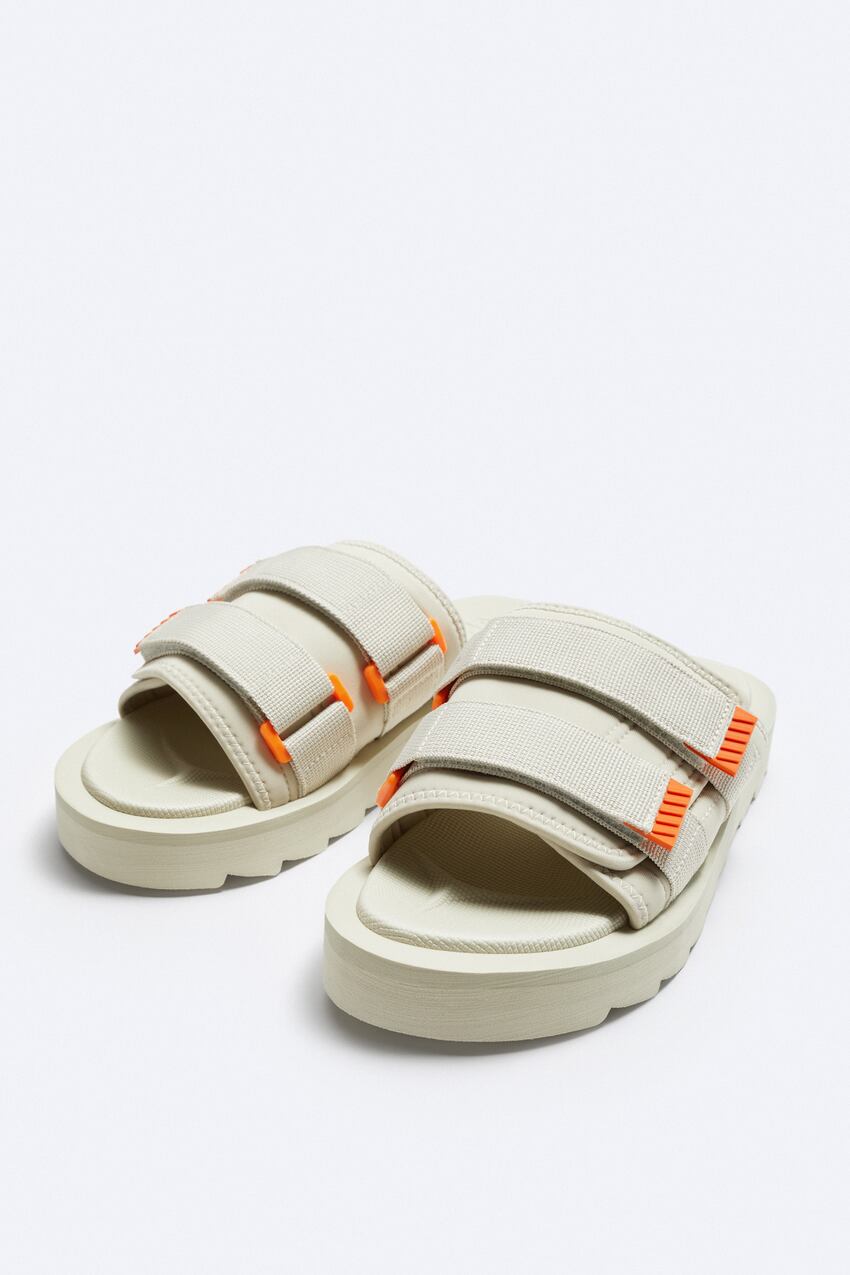 CHUNKY TECHNICAL SLIDE SANDALS