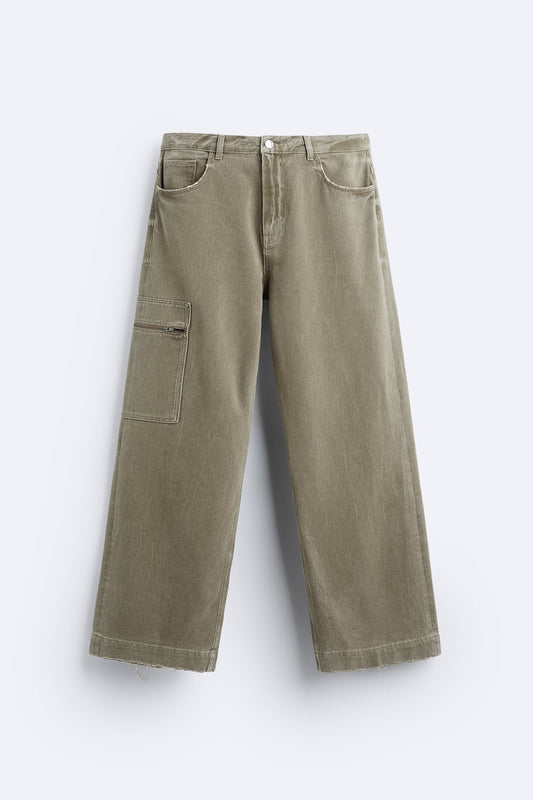 RELAXED FIT JEANS