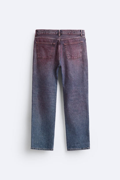 STRAIGHT FIT SPRAY JEANS