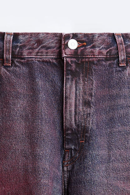 STRAIGHT FIT SPRAY JEANS