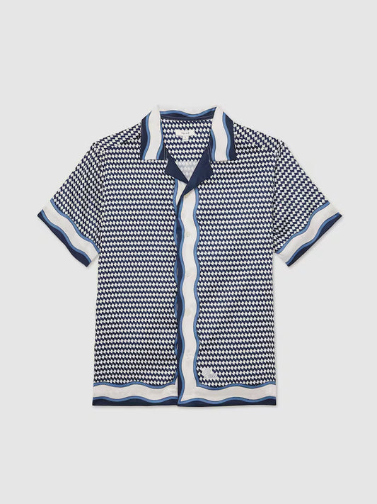 GEOMETRIC-PRINT CUBAN-COLLAR SHIRT