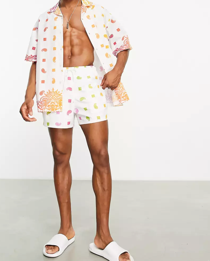CO-ORD SHORT IN BANDANA PRINT