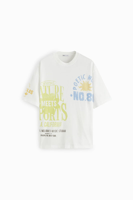 T-SHIRT WITH PRINTED GRAPHICS