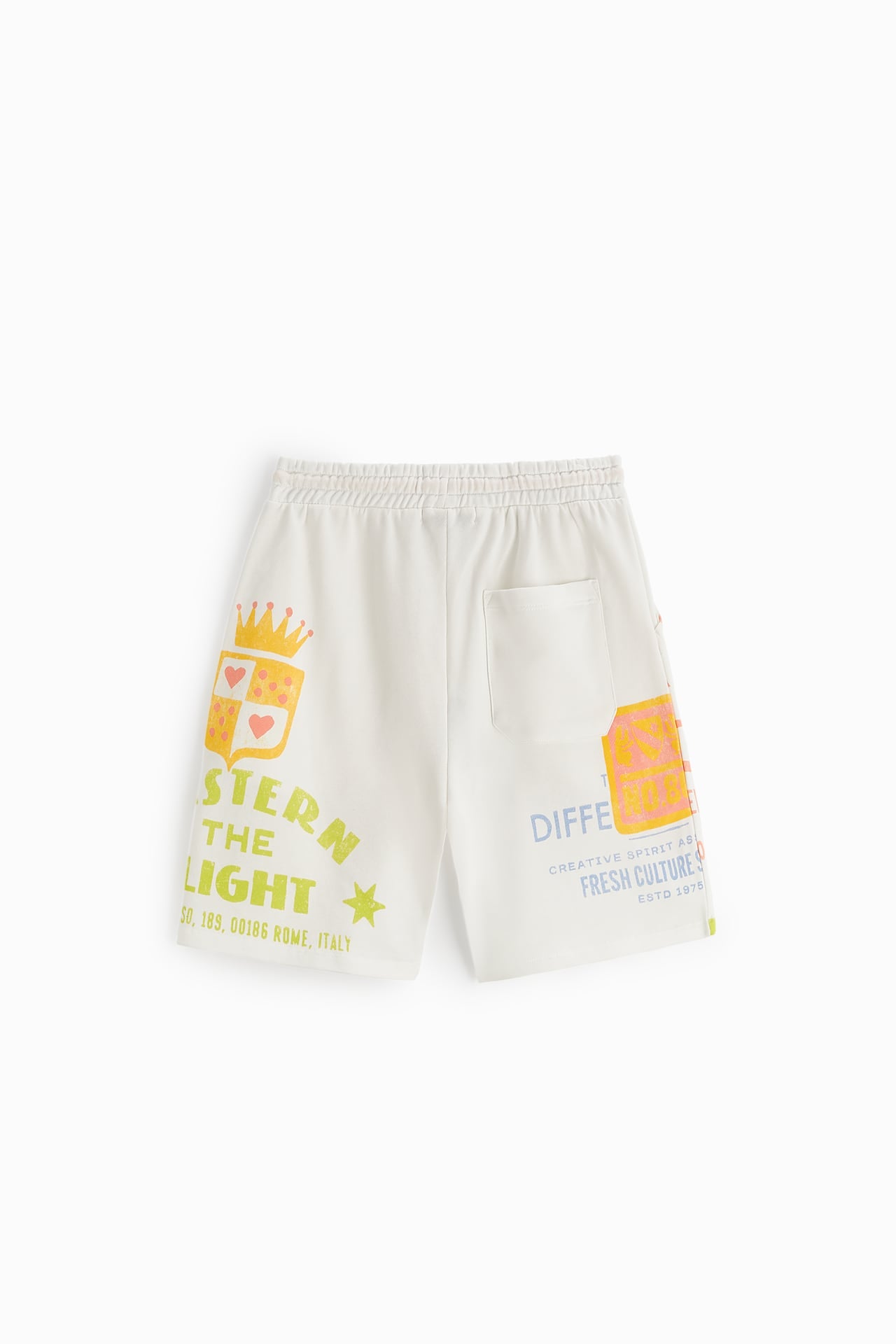 BERMUDA SHORTS WITH PRINTED GRAPHICS