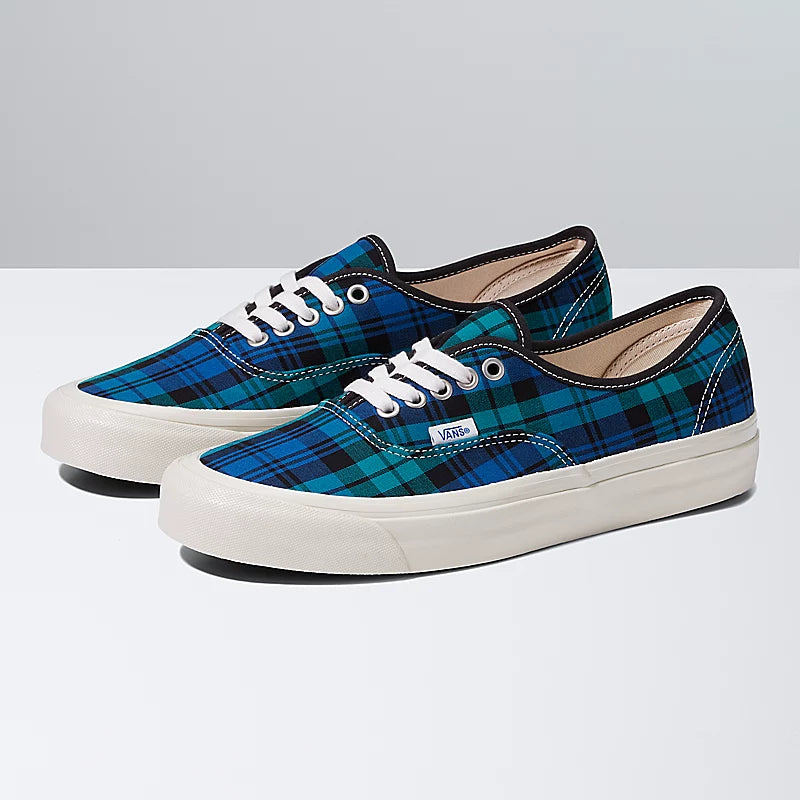 AUTHENTIC 44 DX SHOES